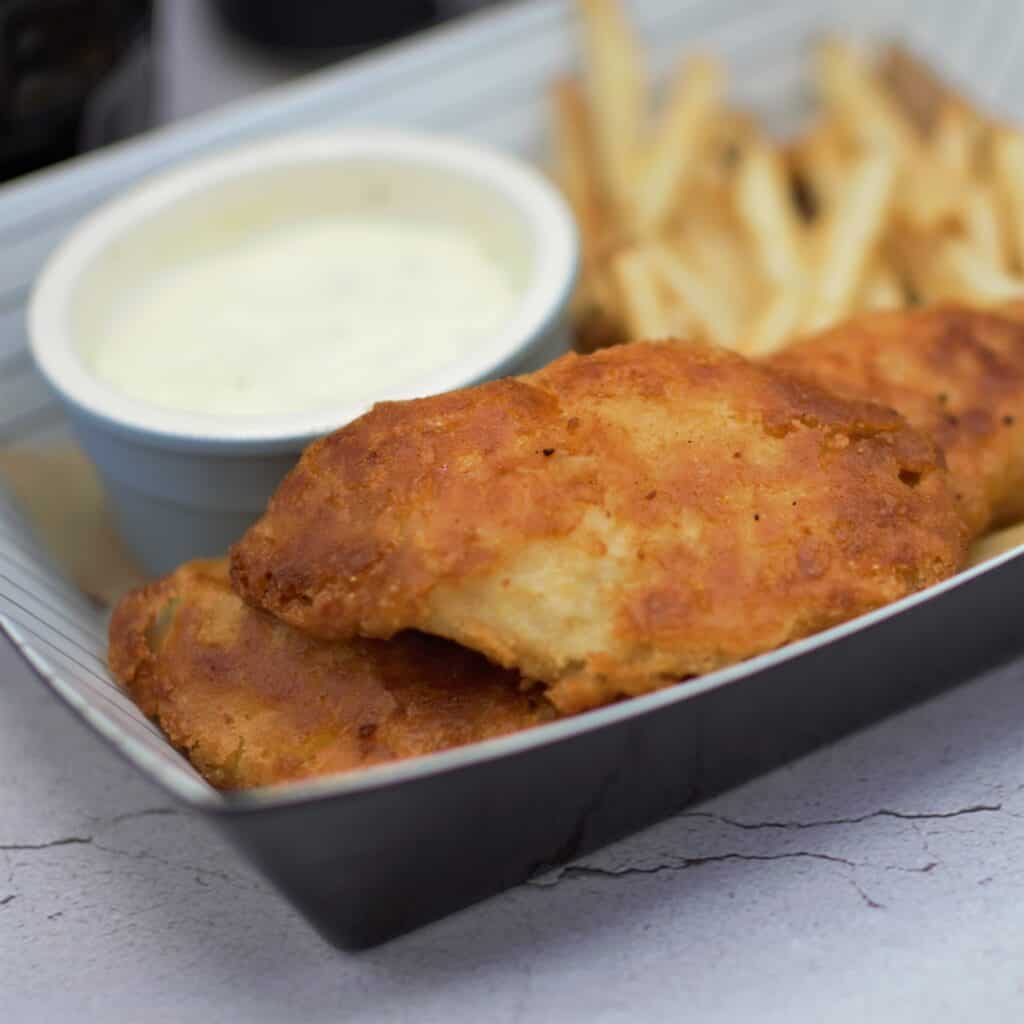 3 pieces of beer battered cod with fries and tarter sauce
