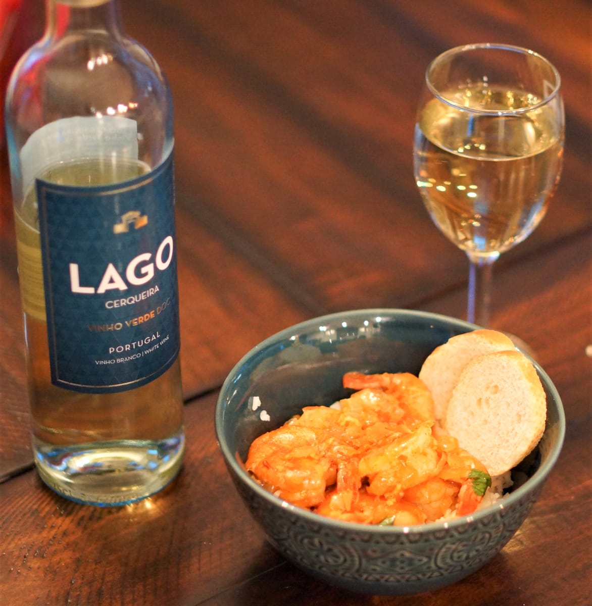 Portuguese shrimp served with white wine.