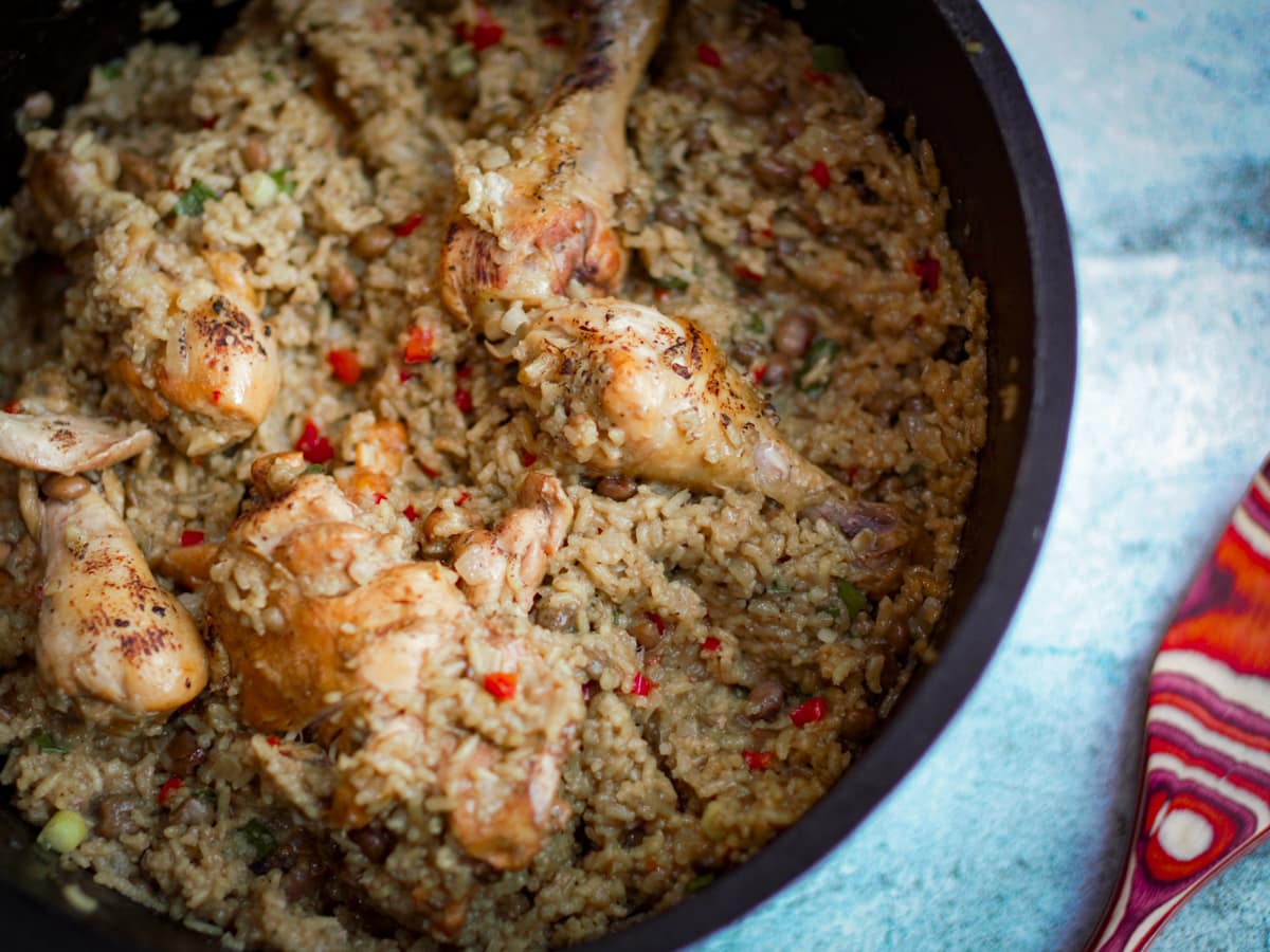 Duitch oven with Authentic Trini chicken pelau.
